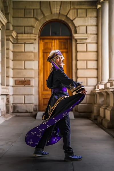 Cosplay — purple wizard, archway
